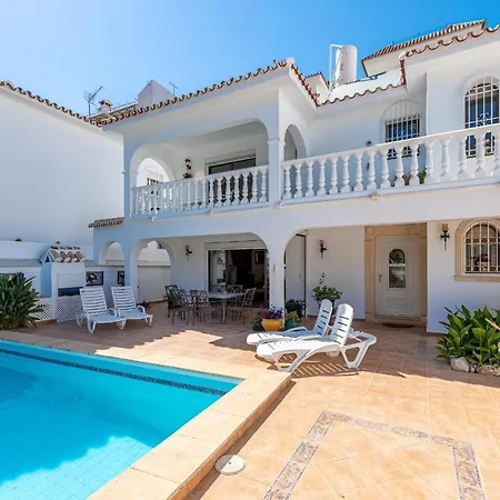 Willa With Pool In The Heart Of Pueblo Mijas